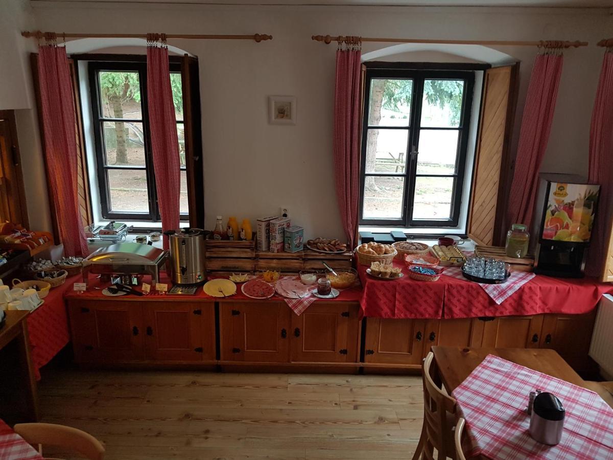 Penzion Pod Houskou Blatce Dış mekan fotoğraf